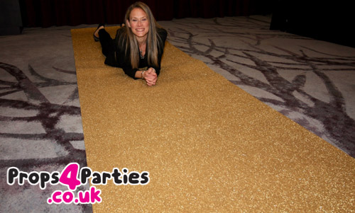 gold-glitter-carpet